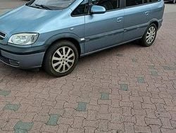 Silber Gebraucht 2003 Opel Zafira Van / Kleinbus | 1.000 € (Guter Preis)