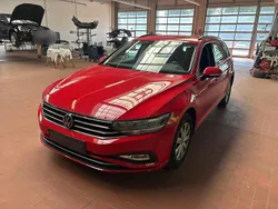 Rot Gebraucht 2023 VW Passat Business Kombi | 19.990 € (Superpreis)