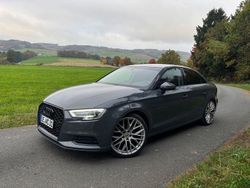 Grau Gebraucht 2019 Audi A3 Limousine | 15.950 € (Fairer Preis)