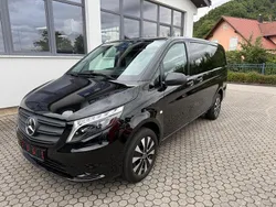Schwarz Gebraucht 2022 Mercedes Vito Van / Kleinbus | 35.900 € (Guter Preis)
