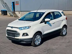 Weiß Gebraucht 2015 Ford Ecosport Trend SUV | 5.900 € (Guter Preis)