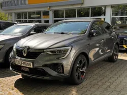 Grau Gebraucht 2022 Renault Arkana R.S. SUV | 23.890 € (Fairer Preis)