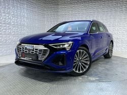 Blau Gebraucht 2023 Audi Q8 e-tron S-Line SUV | 53.780 € (Guter Preis)