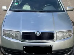 Silber Gebraucht 2003 Skoda Fabia Limousine | 1.500 € (Fairer Preis)