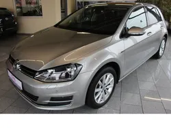 Silber metallic Gebraucht 2015 VW Golf VII LOUNGE Limousine | 14.444 € (Teuer)