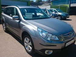 Silber Gebraucht 2011 Subaru Outback Comfort SUV | 6.000 € (Superpreis)