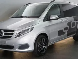 Grau Gebraucht 2017 Mercedes V220 Van / Kleinbus | 36.990 € (Guter Preis)