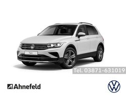 Oryxweiss perlmutteffekt Gebraucht 2021 VW Tiguan Elegance SUV | 31.950 € (Etwas zu teuer)
