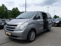 Grau metallic Gebraucht 2011 Hyundai H-1 Van / Kleinbus | 12.880 € (Etwas zu teuer)