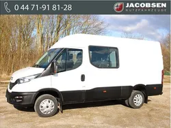 Weiss Gebraucht 2020 Iveco Daily | 37.188 € (Fairer Preis)
