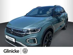 Petroleum blue metallic Gebraucht 2024 VW T-Roc Style SUV | 34.370 € (Fairer Preis)