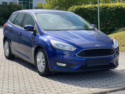 Blau Gebraucht 2015 Ford Focus Business Edition Kombi | 5.490 € (Fairer Preis)