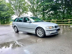 Silber Gebraucht 2003 BMW 320 Kombi | 2.200 € (Guter Preis)