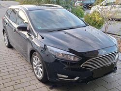 Schwarz Gebraucht 2016 Ford Focus Kombi | 8.700 € (Fairer Preis)