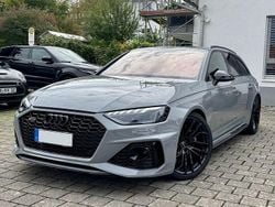 Grau Gebraucht 2023 Audi RS4 Ambiente Kombi | 80.900 € (Guter Preis)