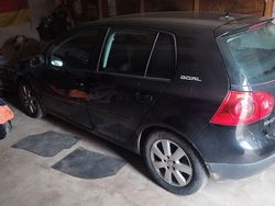 Schwarz Gebraucht 2006 VW Golf V Goal Limousine | 3.700 € (Etwas zu teuer)
