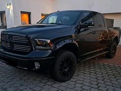 Schwarz Gebraucht 2017 Dodge Ram Abholung | 32.000 € (Fairer Preis)