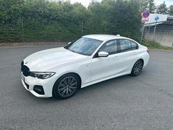 Weiß Gebraucht 2019 BMW 320 M Sport Limousine | 29.999 € (Superpreis)