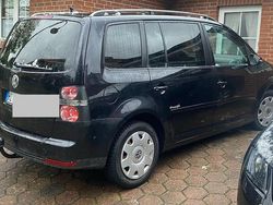 Schwarz Gebraucht 2009 VW Touran Freestyle Van / Kleinbus | 4.500 € (Guter Preis)
