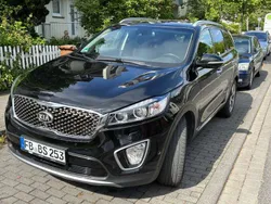 Schwarz Gebraucht 2015 Kia Sorento Platinum Edition SUV | 16.900 € (Fairer Preis)