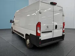 Weiß Gebraucht 2024 Peugeot Boxer Van | 26.799 € (Fairer Preis)