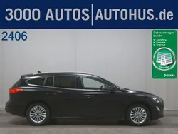 Schwarz Gebraucht 2020 Ford Focus Titanium Kombi | 8.980 € (Superpreis)