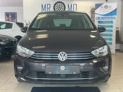 Grau Gebraucht 2015 VW Golf Sportsvan LOUNGE Van / Kleinbus | 12.399 € (Fairer Preis)