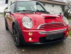 Rot Gebraucht 2002 Mini Cooper S Kleinwagen | 3.200 €
