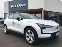Crystal white pearl Gebraucht 2023 Volvo EX30 Ultra SUV | 37.850 € (Guter Preis)