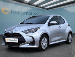Silber Gebraucht 2023 Toyota Yaris Hybrid Kleinwagen | 19.399 € (Fairer Preis)