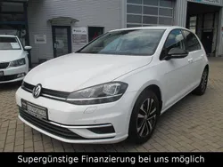 Weiß Gebraucht 2019 VW Golf VII IQ Drive Limousine | 15.690 € (Fairer Preis)