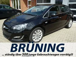 Schwarz metallic Gebraucht 2013 Opel Astra Excellence Limousine | 11.490 €