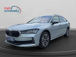 Aluminiumsilber metallic Neu 2024 Skoda Superb Selection Kombi | 43.888 € (Teuer)