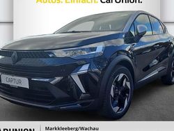 Perlmuttbeige + black pearlschwarz metallic Gebraucht 2025 Renault Captur Techno SUV | 30.137 € (Fairer Preis)