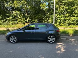 Grau Gebraucht 2019 Seat Leon Limousine | 14.000 € (Guter Preis)