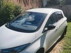 Weiß Gebraucht 2014 Renault Zoe Zen Kleinwagen | 4.599 € (Fairer Preis)