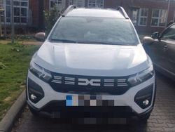 Weiß Gebraucht 2025 Dacia Jogger Extreme Van / Kleinbus | 20.000 € (Fairer Preis)