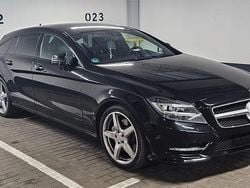 Schwarz Gebraucht 2013 Mercedes CLS350 Shooting Brake AMG Kombi | 14.500 € (Guter Preis)