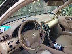 Schwarz Gebraucht 2002 Mercedes C180 Kombi | 8.500 €