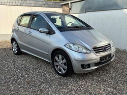 Silber Gebraucht 2006 Mercedes A150 Avantgarde Van / Kleinbus | 1.950 € (Teuer)