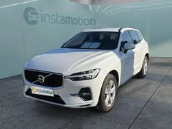 Weiß Gebraucht 2021 Volvo XC60 Momentum SUV | 31.649 € (Guter Preis)