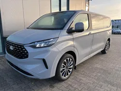Neu 2025 Ford Tourneo Active Van / Kleinbus | 52.484 €