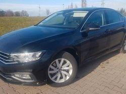 Schwarz Gebraucht 2021 VW Passat Business Limousine | 17.499 € (Etwas zu teuer)