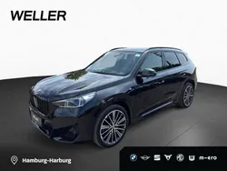 Black sapphire (schwarz) Gebraucht 2023 BMW X1 Comfort Edition SUV | 44.250 € (Fairer Preis)