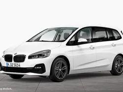 Alpinweiß uni Gebraucht 2021 BMW 218 Gran Tourer Sport Line Van / Kleinbus | 21.910 € (Fairer Preis)