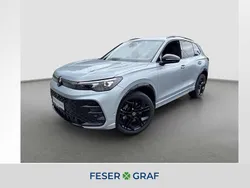 Oyster silver metallic Gebraucht 2024 VW Tiguan R-line SUV | 45.380 € (Superpreis)