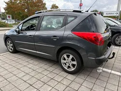 Grau Gebraucht 2009 Peugeot 207 Tendance Kombi | 1.850 € (Fairer Preis)