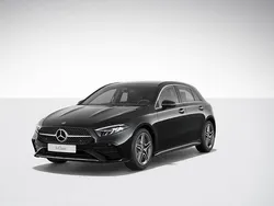 Metalliclack kosmosschwarz Gebraucht 2025 Mercedes A200 AMG Limousine | 32.870 € (Fairer Preis)