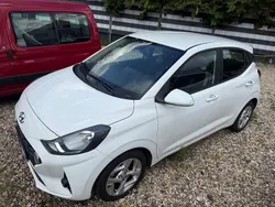 Weiß Gebraucht 2020 Hyundai i10 Kleinwagen | 7.490 € (Guter Preis)