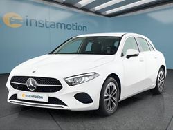 Weiß Gebraucht 2024 Mercedes A180 Limousine | 30.399 € (Fairer Preis)